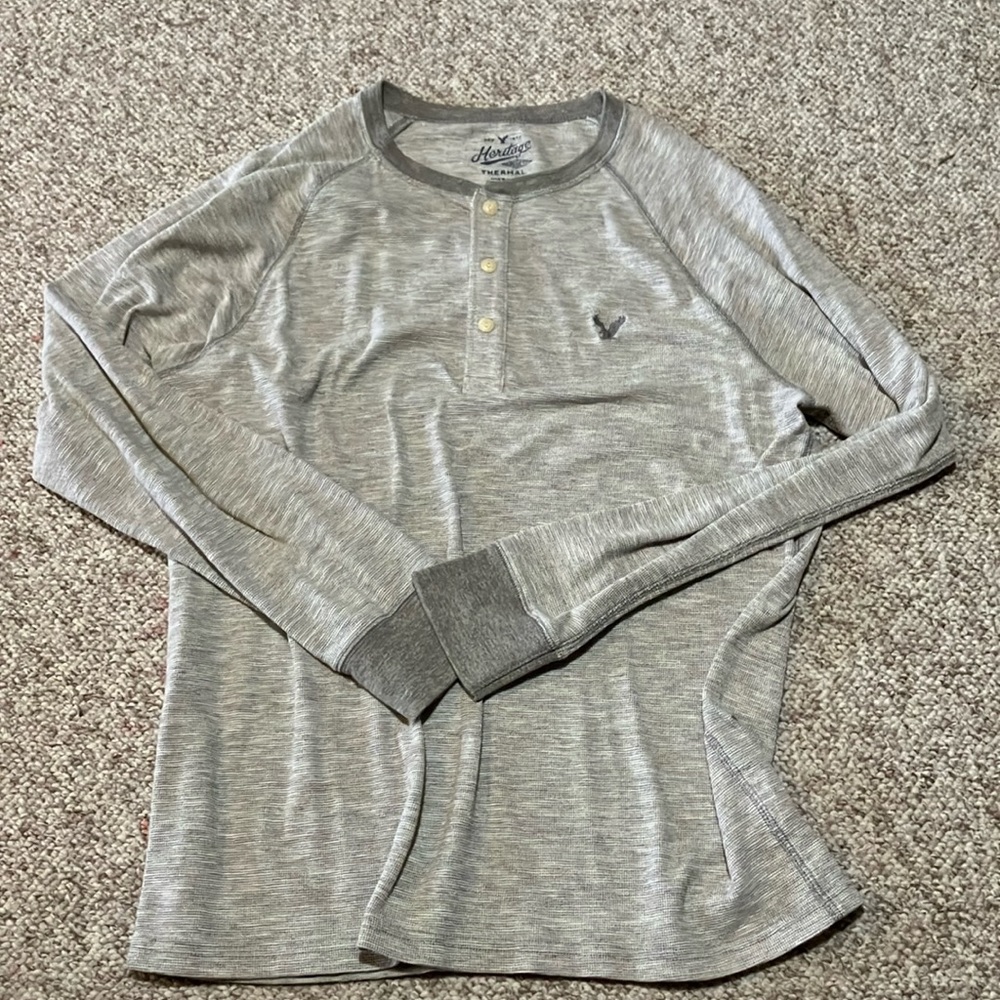 Men’s American Eagle shirt